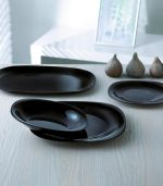 Carine Black Dinner Plate - Image 2